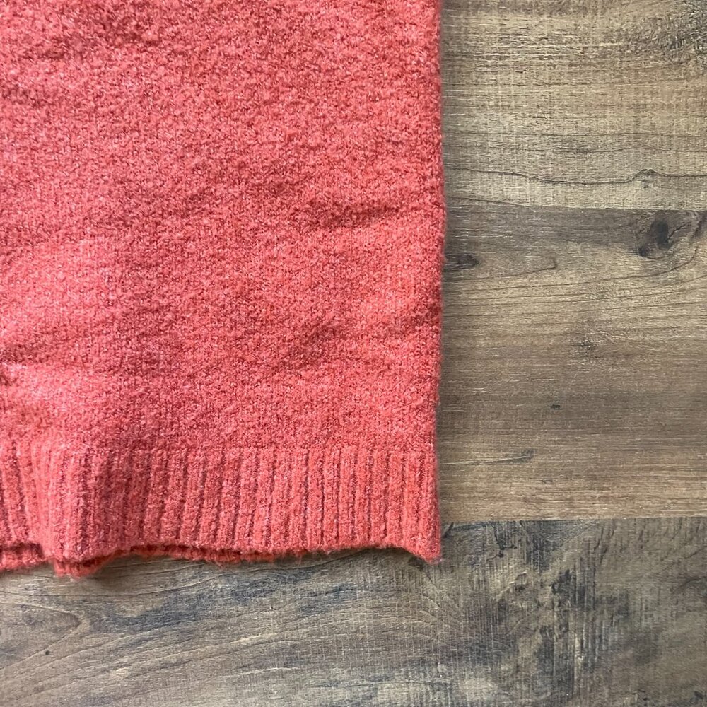 French Connection Rust Red V-Neck‎ Sweater – Size Small - Picture 3 of 9
